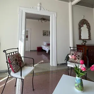  Apartment Domus Claudia San Giovanni